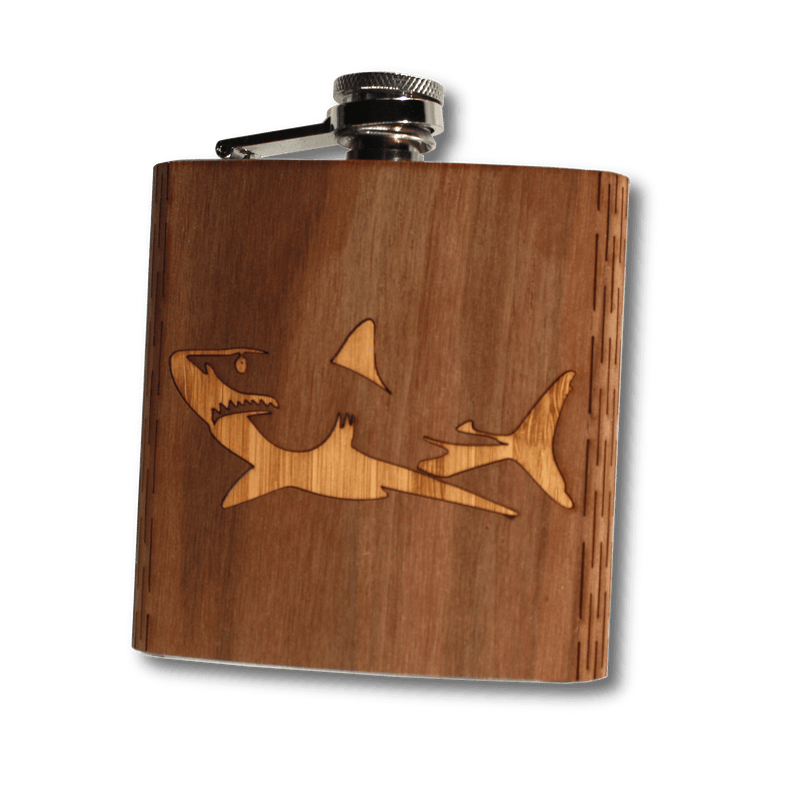 High Quality 6 oz. Wooden Hip Flask - Hand Crafted from Local Wood, Bar - WUDN