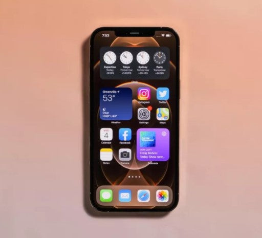 Stop ads from following you across the web with this iPhone iOS 15 setting