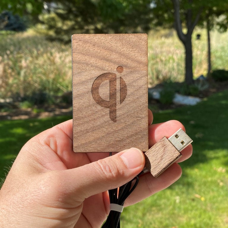 Wooden Credit Card Qi Wireless Fast Charger